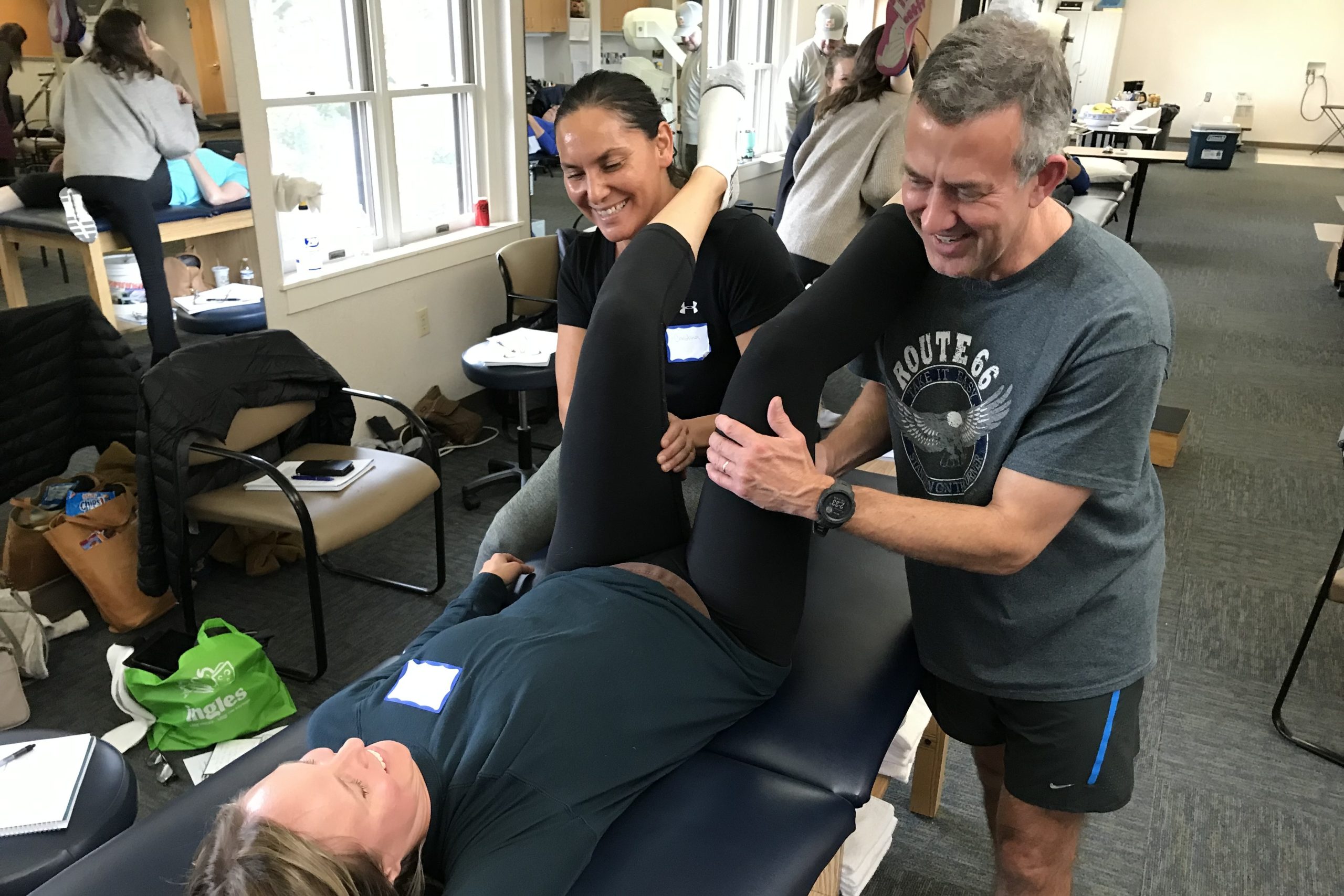 physical therapists practicing new techniques at comprehensive hip CEU course